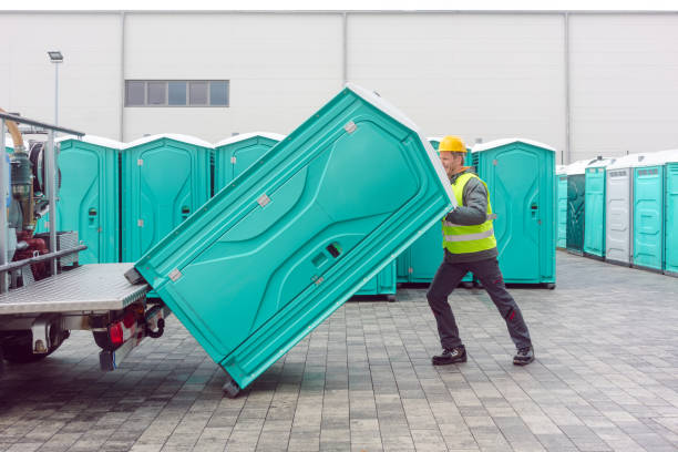 Affordable portable toilet rental in Hutchinson, MN